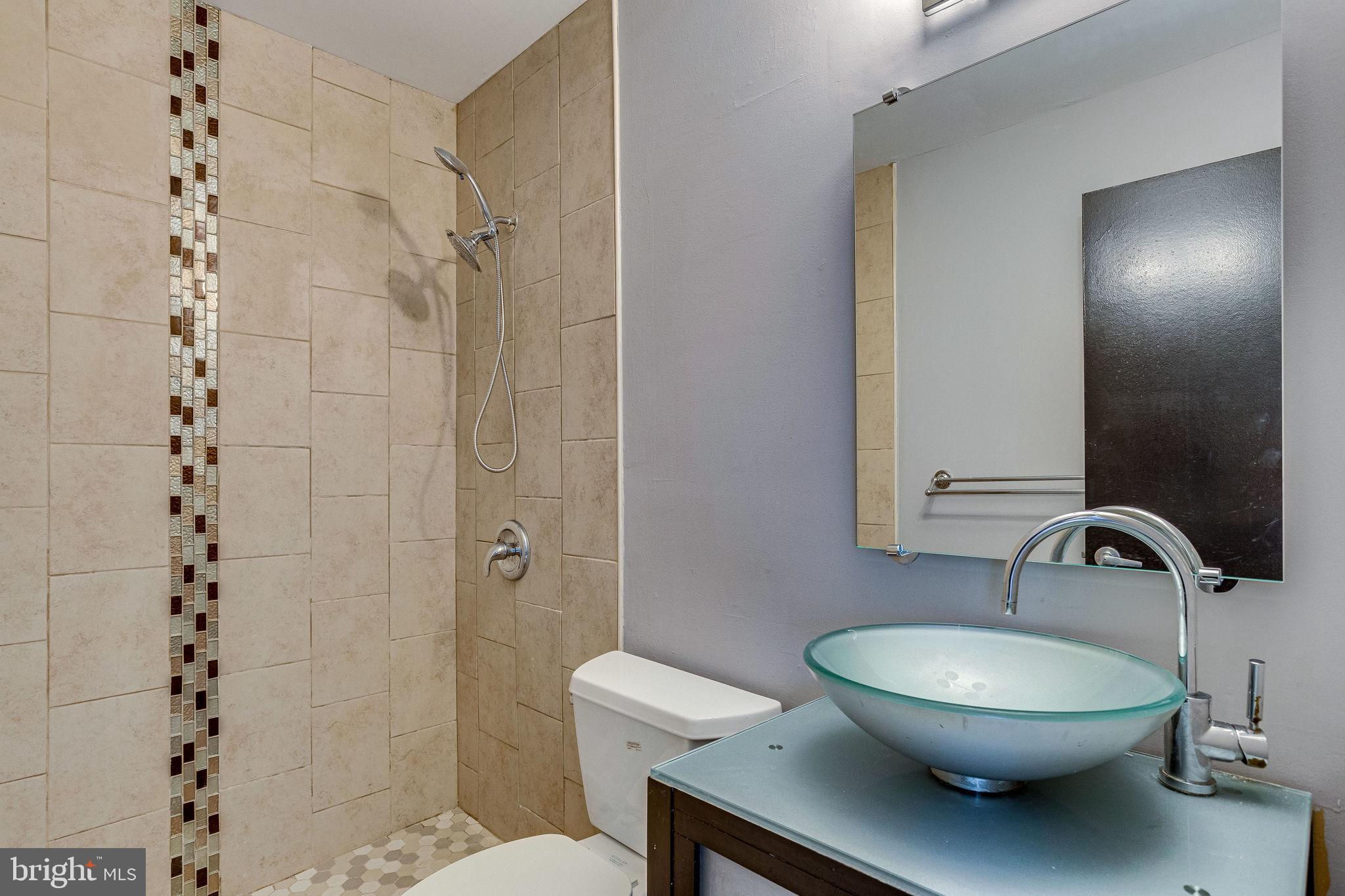 PRINCETON SQUARE - Residential