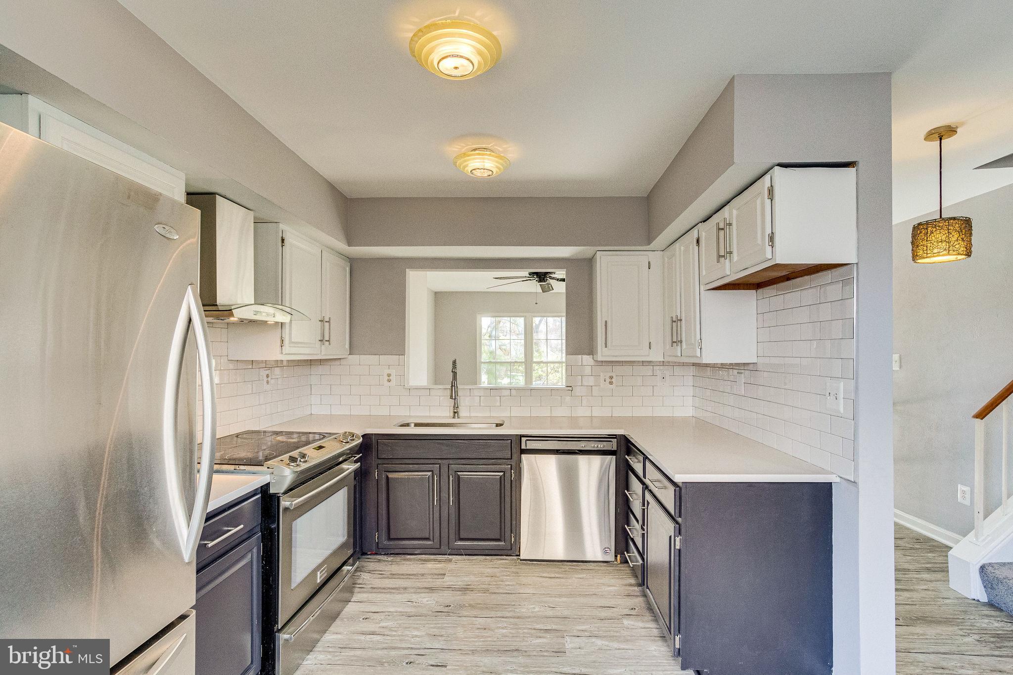 PRINCETON SQUARE - Residential