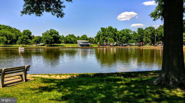 PRINCETON SQUARE - Residential