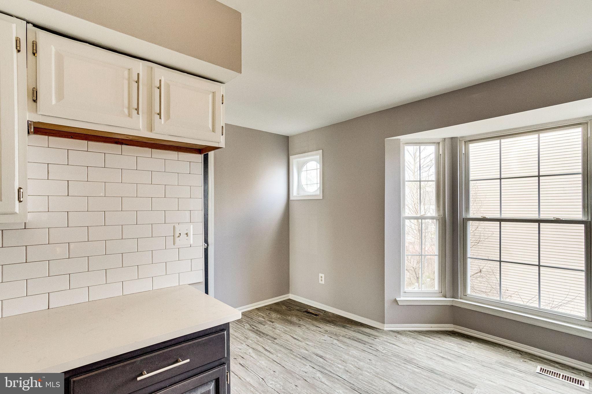 PRINCETON SQUARE - Residential