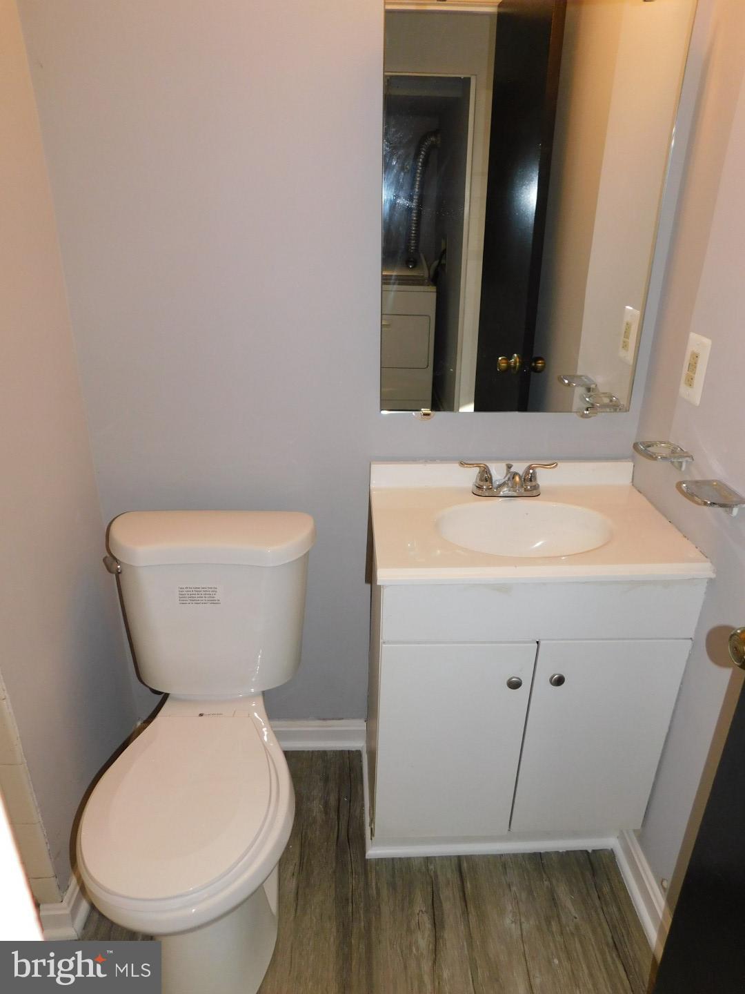 PRINCETON SQUARE - Residential