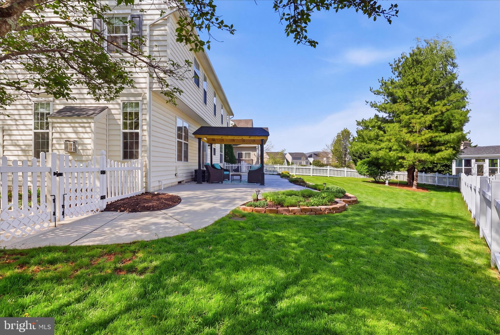 CLOVER RIDGE - Residential