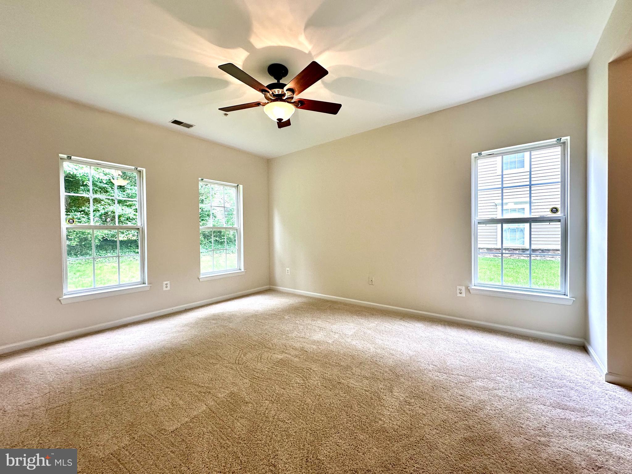 HEARTHSTONE AT VILLAGE SQUARE - Residential