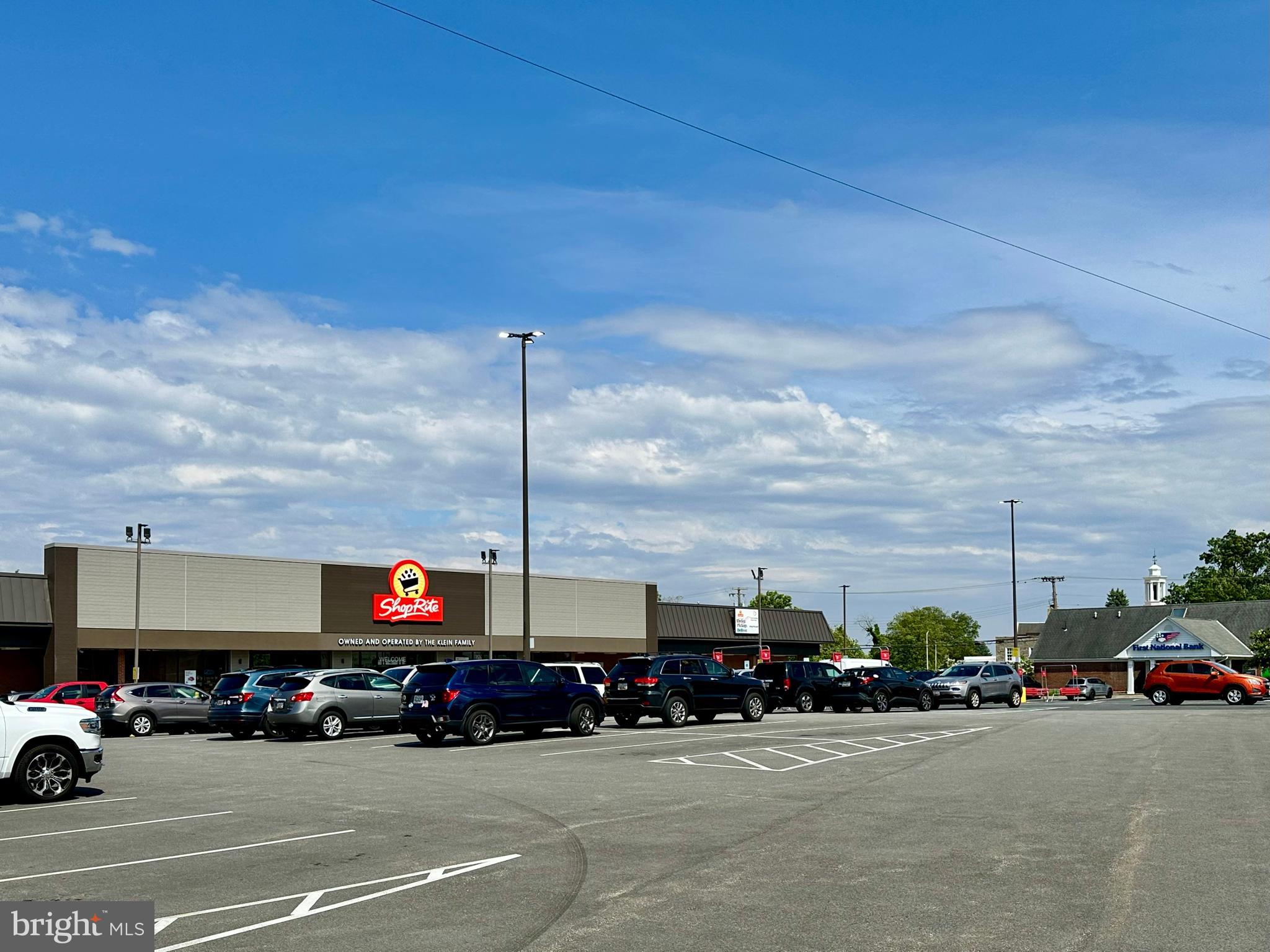 HEARTHSTONE AT VILLAGE SQUARE - Residential