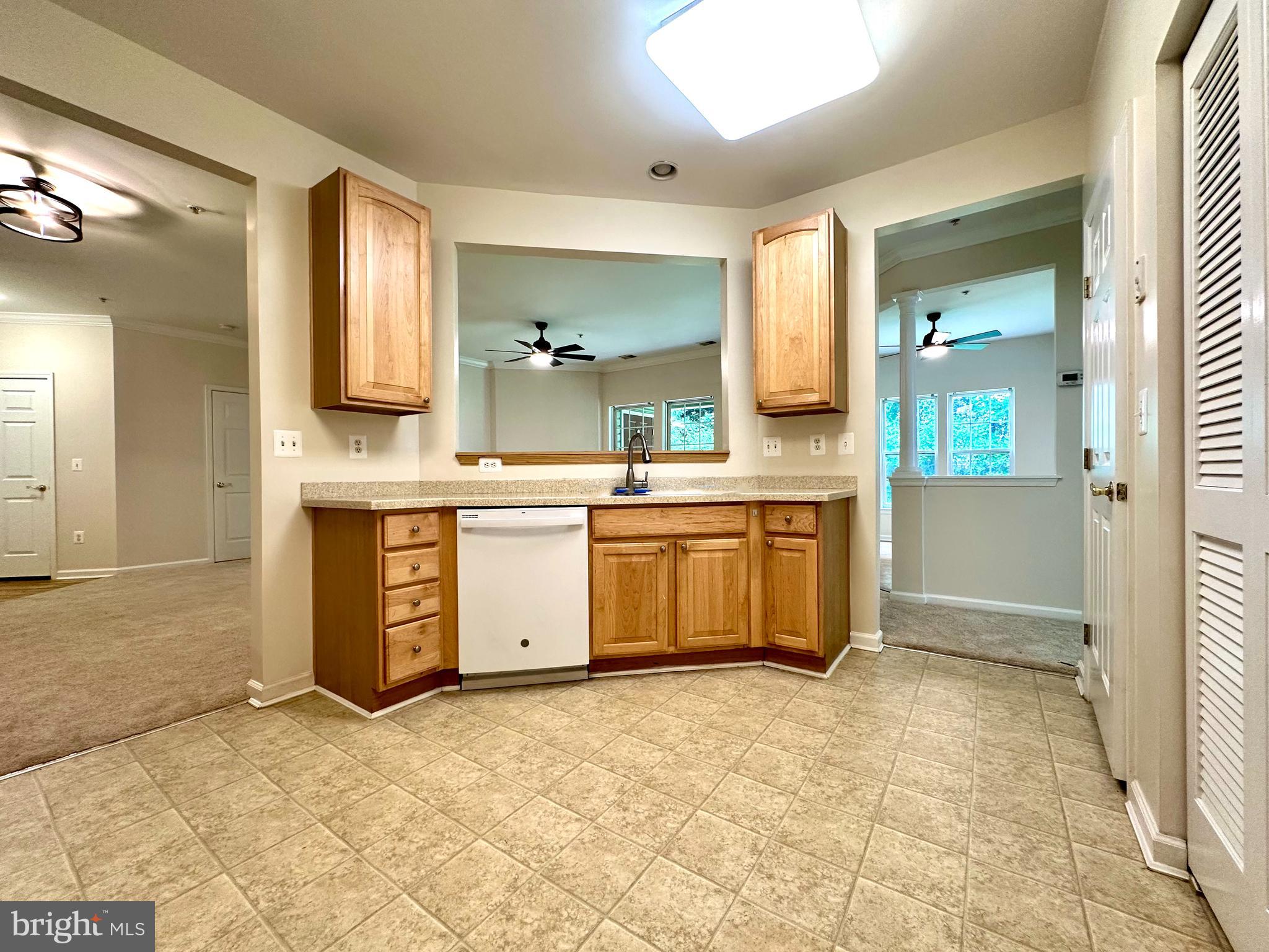 HEARTHSTONE AT VILLAGE SQUARE - Residential