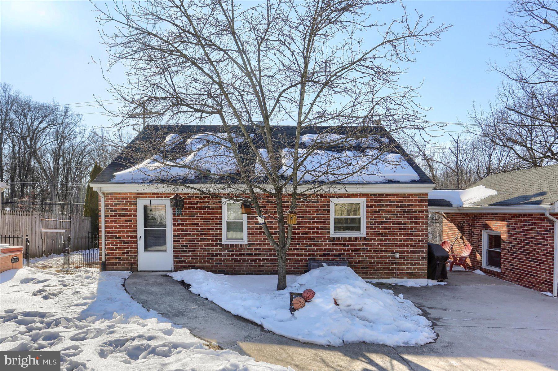 NORTH CODORUS TWP - Residential