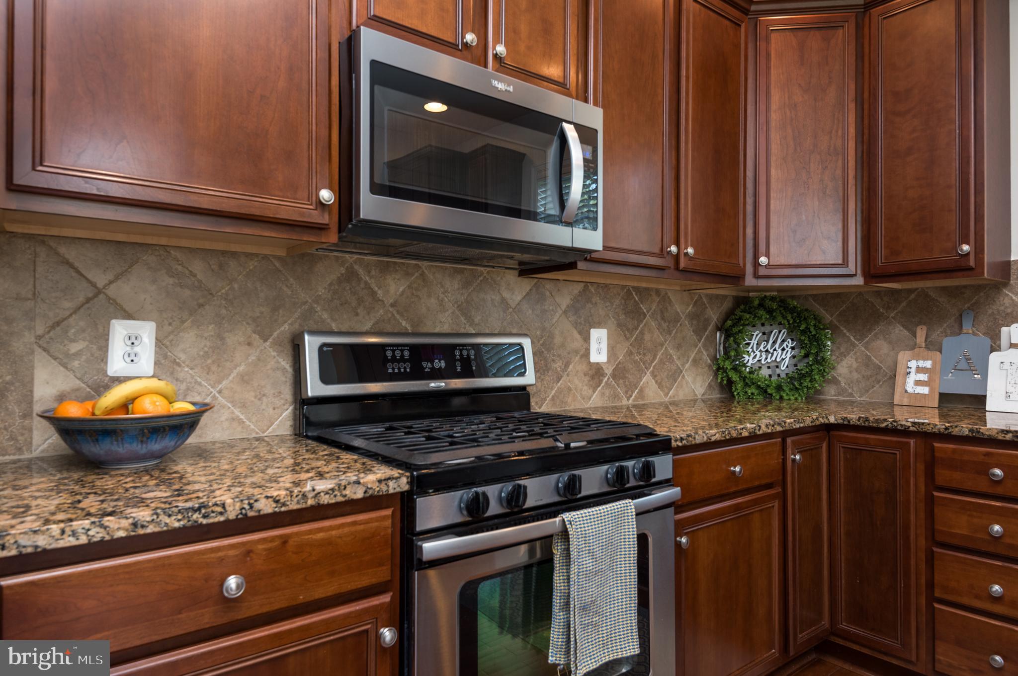 DOMINION VALLEY COUNTRY CLUB - Residential