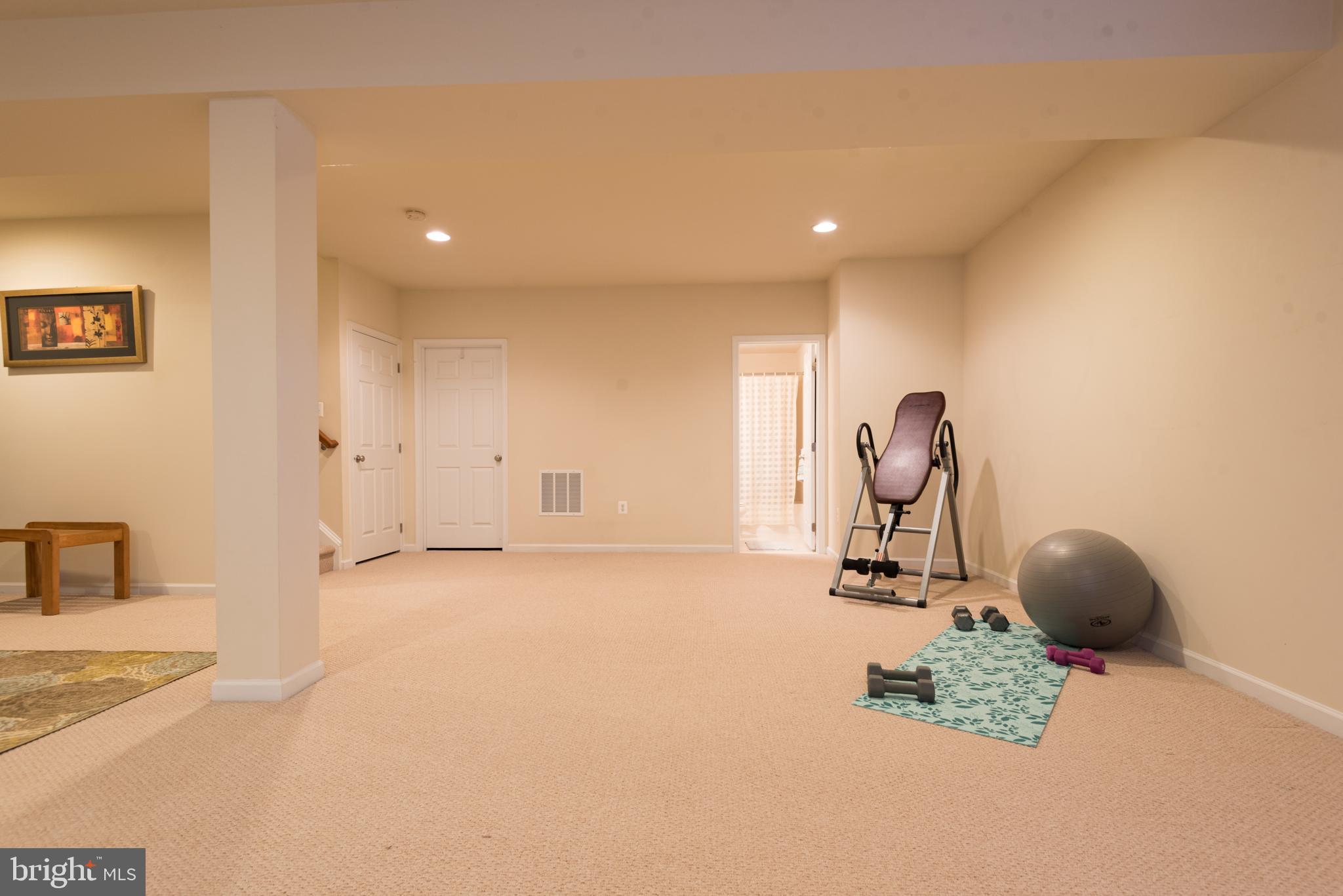 DOMINION VALLEY COUNTRY CLUB - Residential