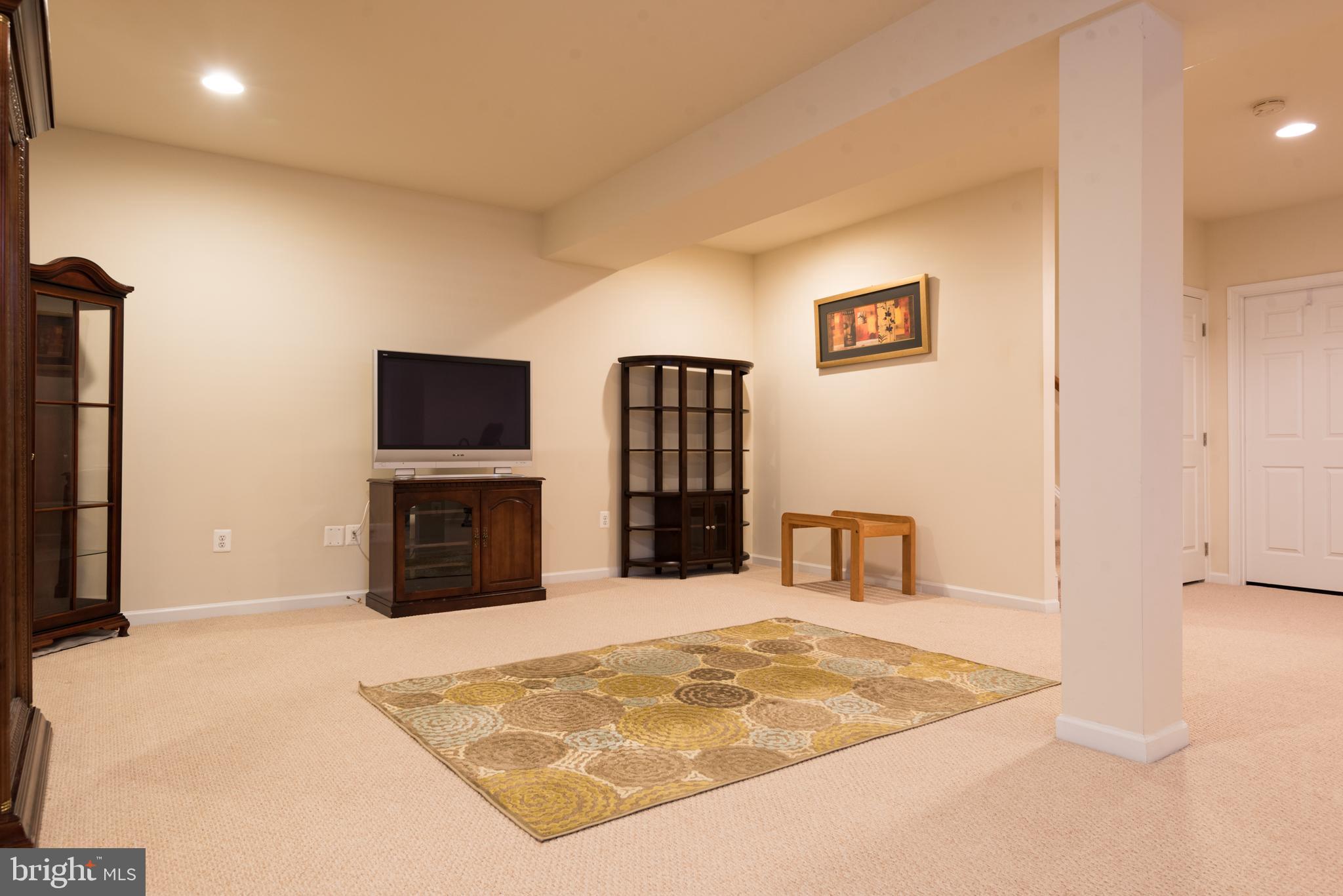 DOMINION VALLEY COUNTRY CLUB - Residential