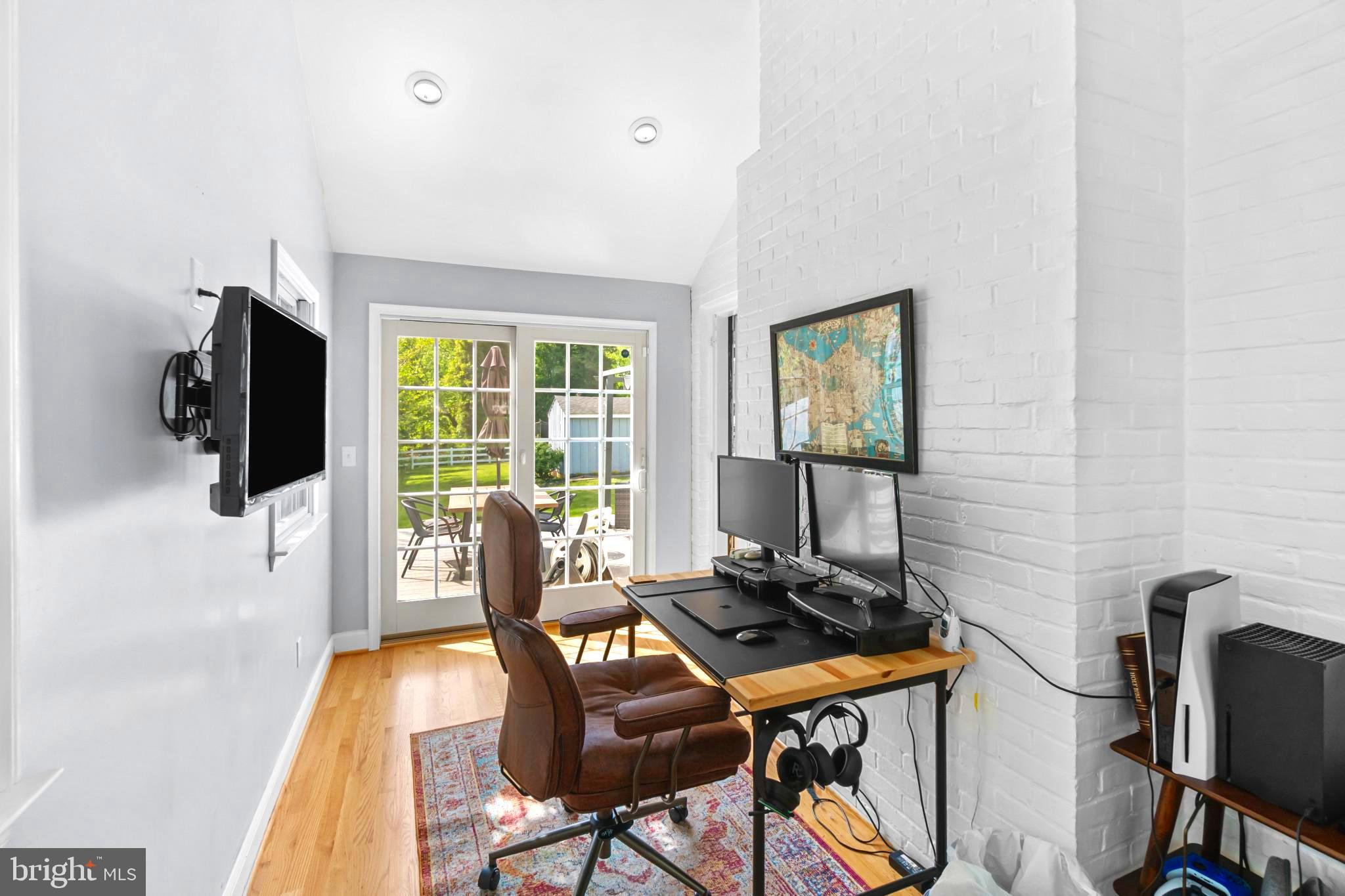 WOODBROOK - Residential
