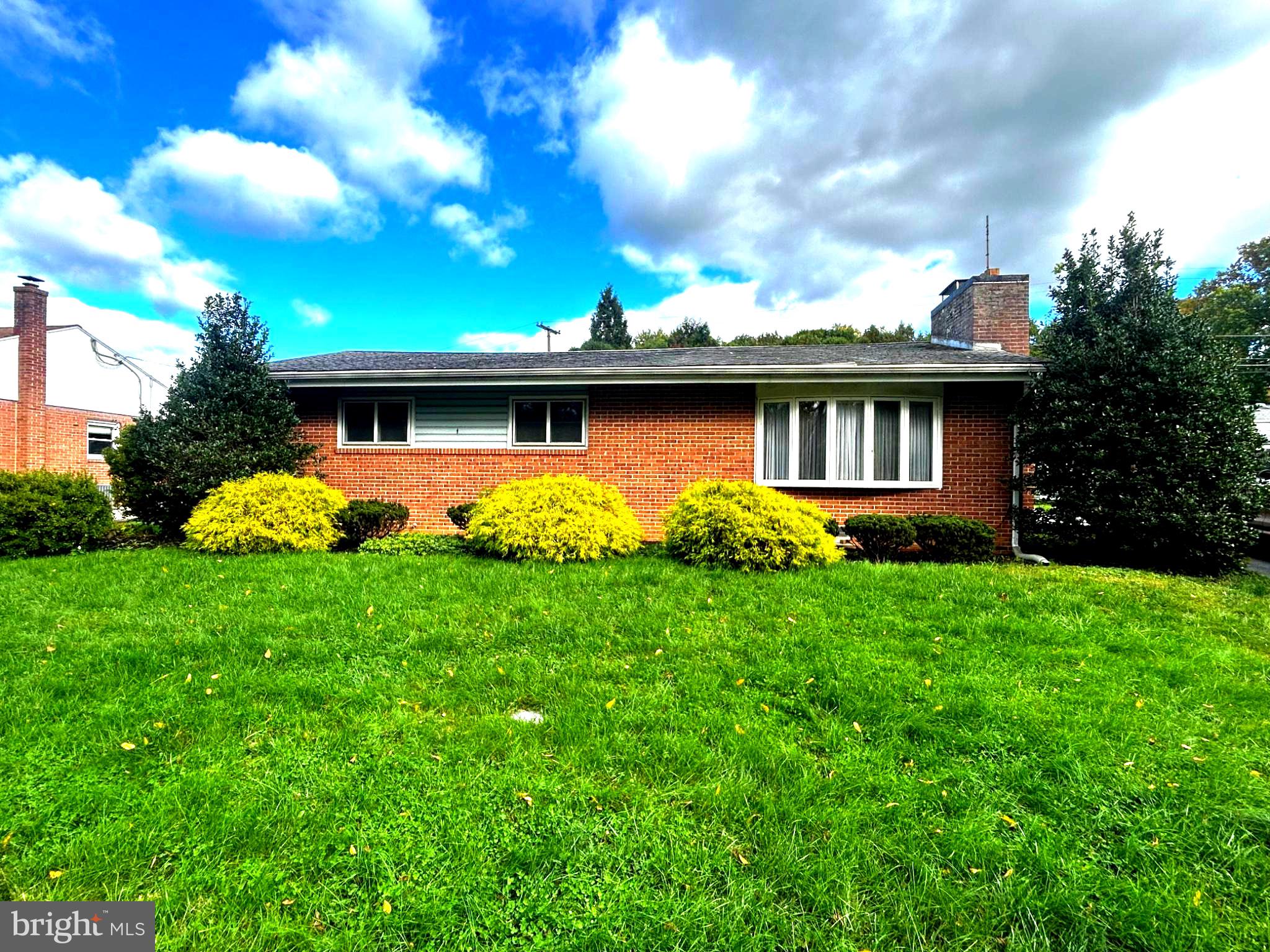 628 W BELLEVUE AVENUE