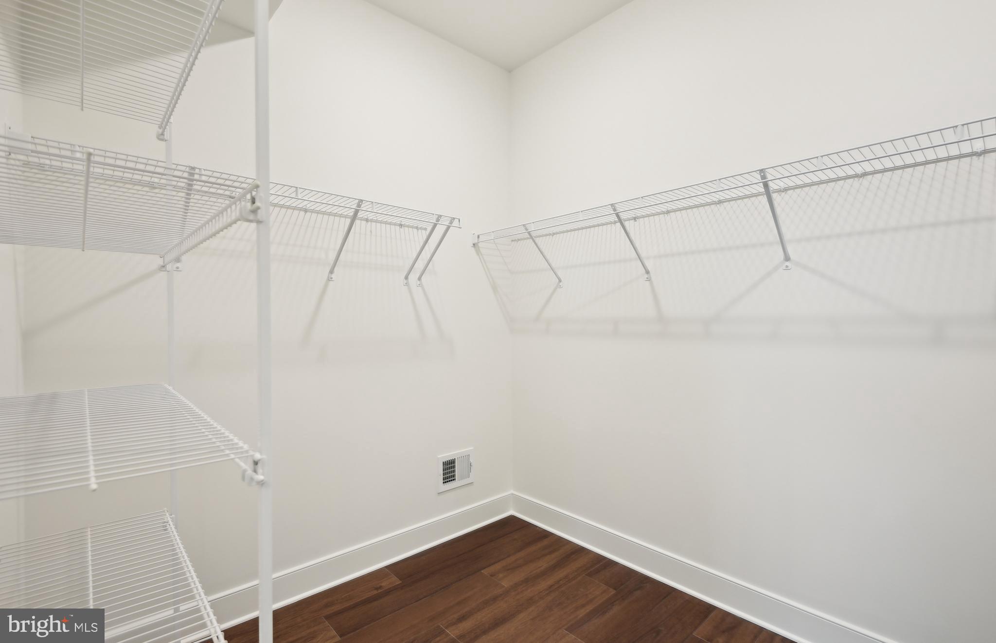 CATTAIL RUN - Residential