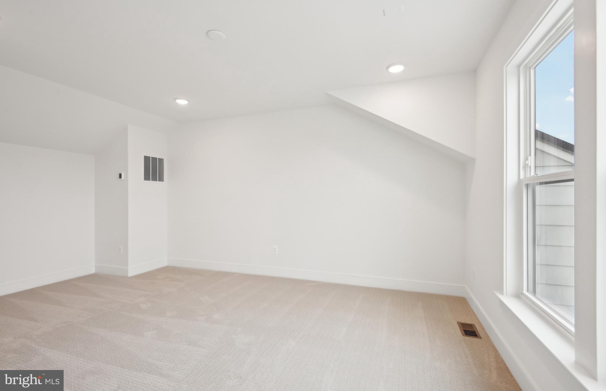 CATTAIL RUN - Residential