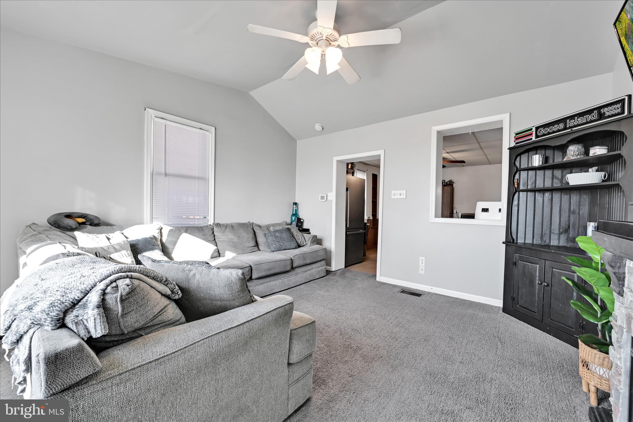 NITCHKEY FIELD - Residential