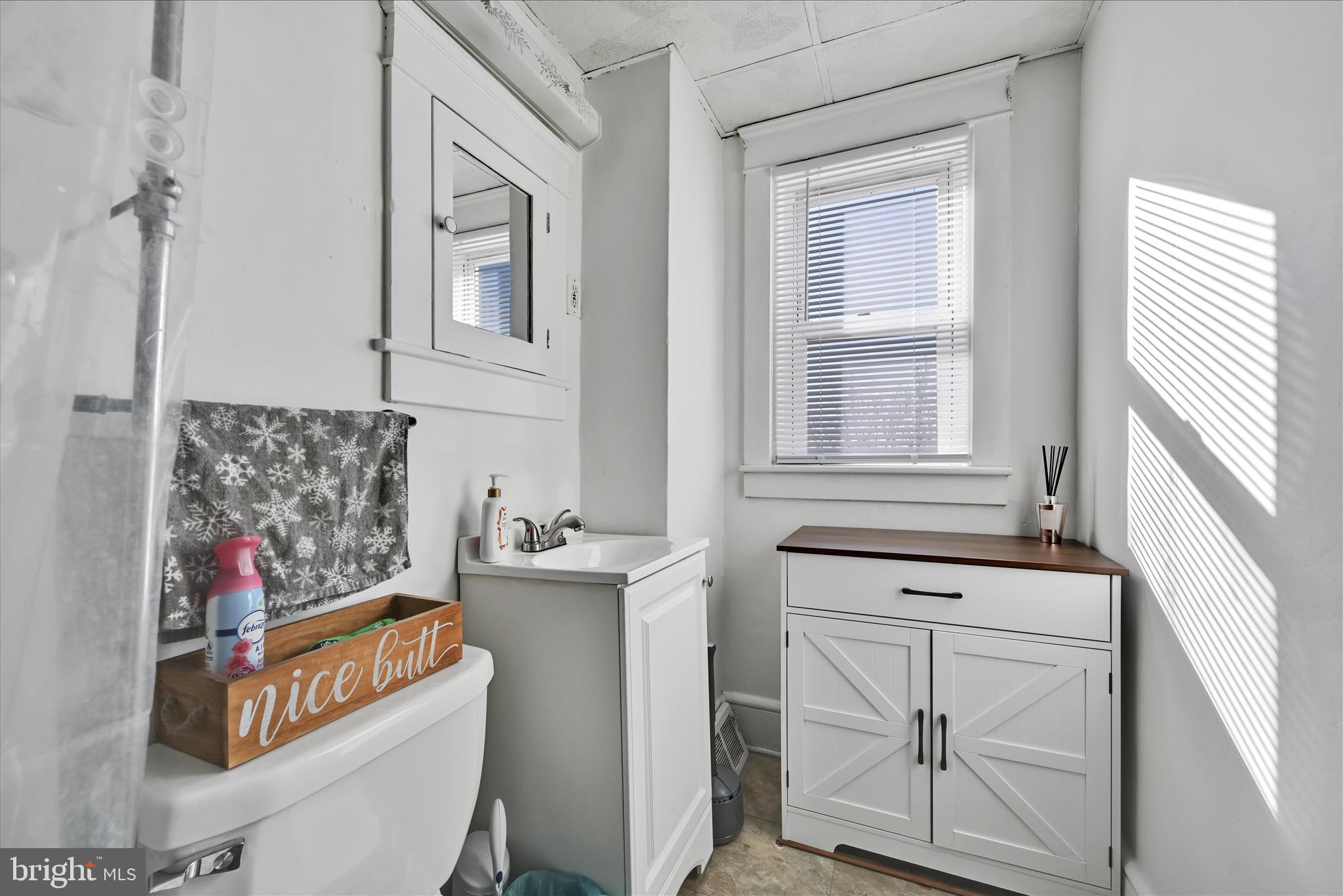 NITCHKEY FIELD - Residential