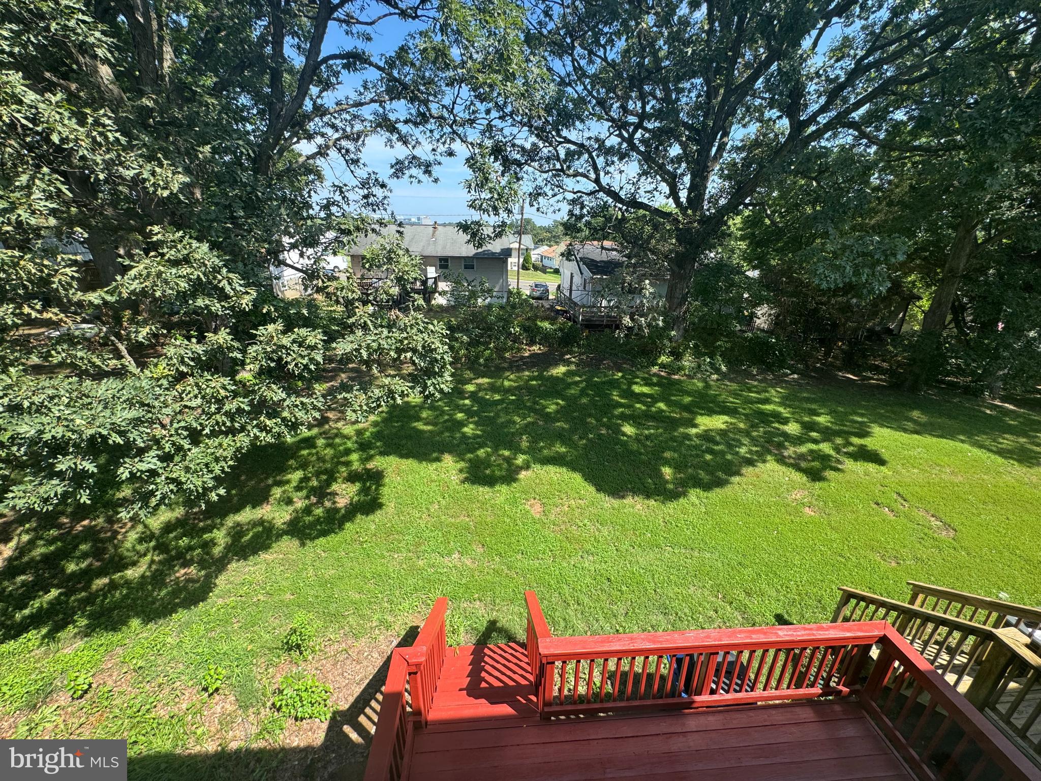 GLENARDEN TOWNS - Residential Lease