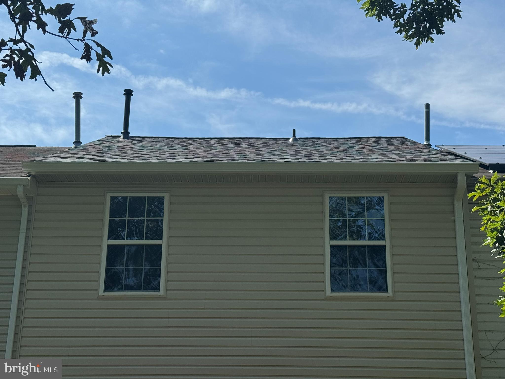 GLENARDEN TOWNS - Residential Lease