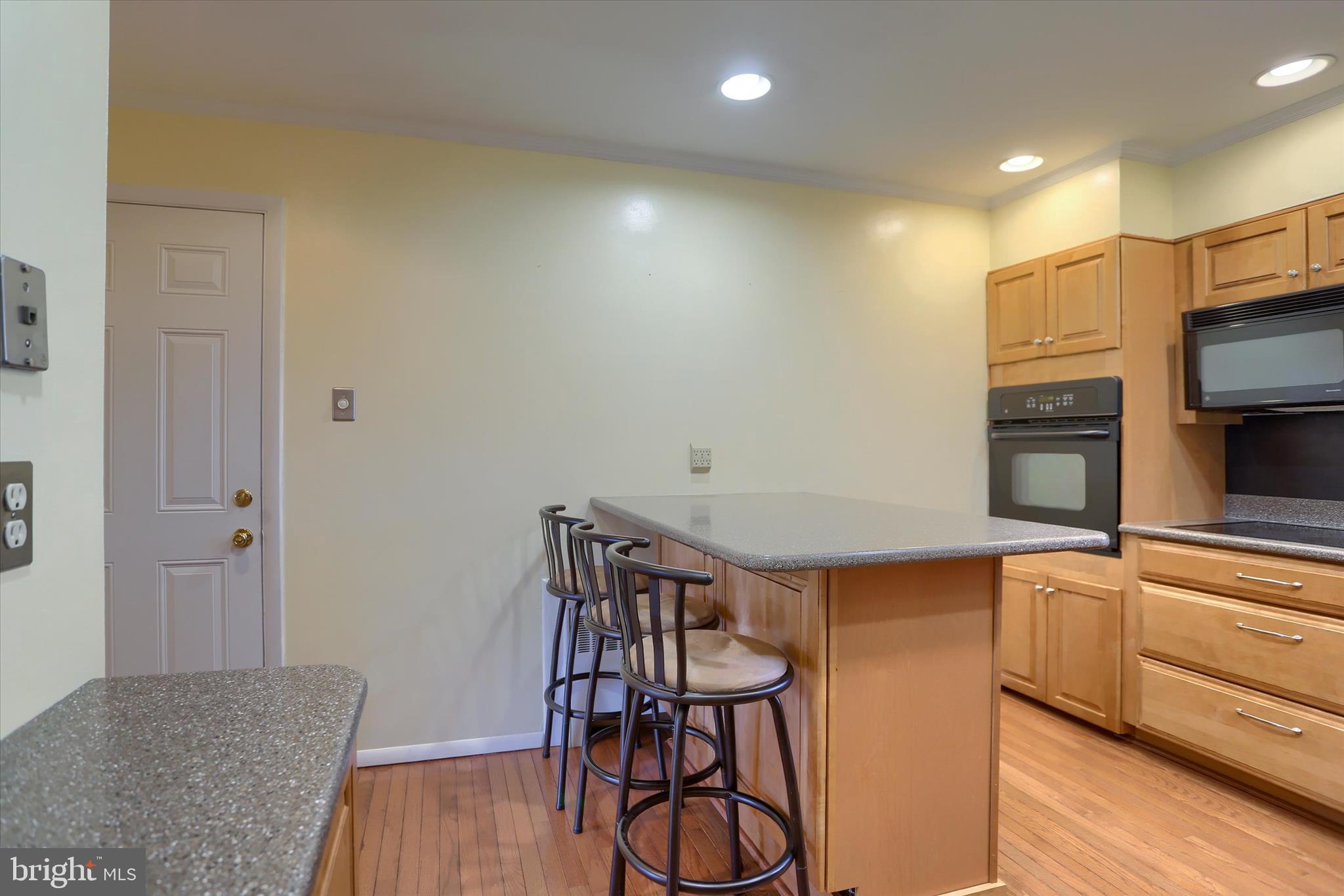 COUNTRY CLUB PARK - Residential