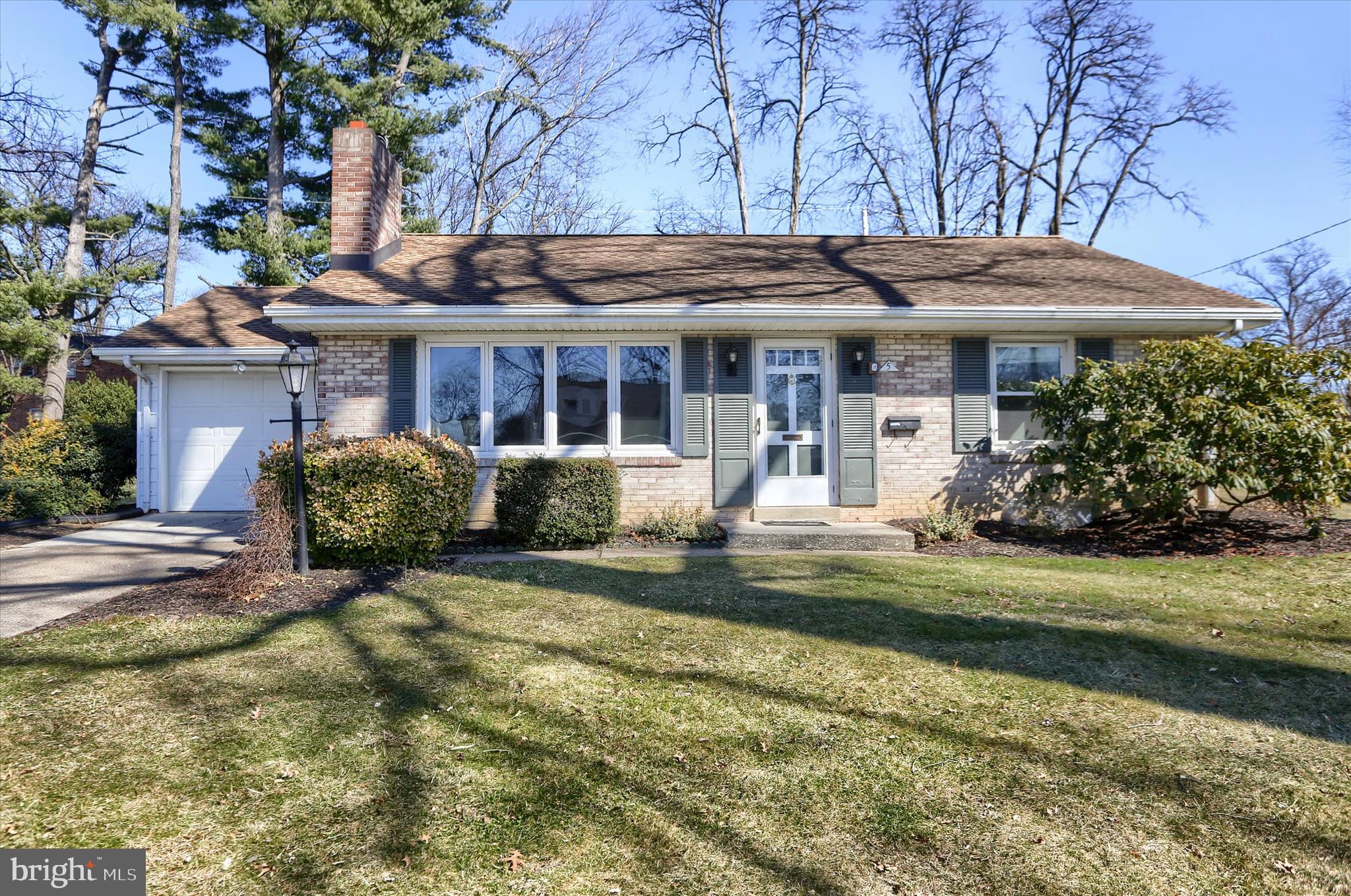 COUNTRY CLUB PARK - Residential