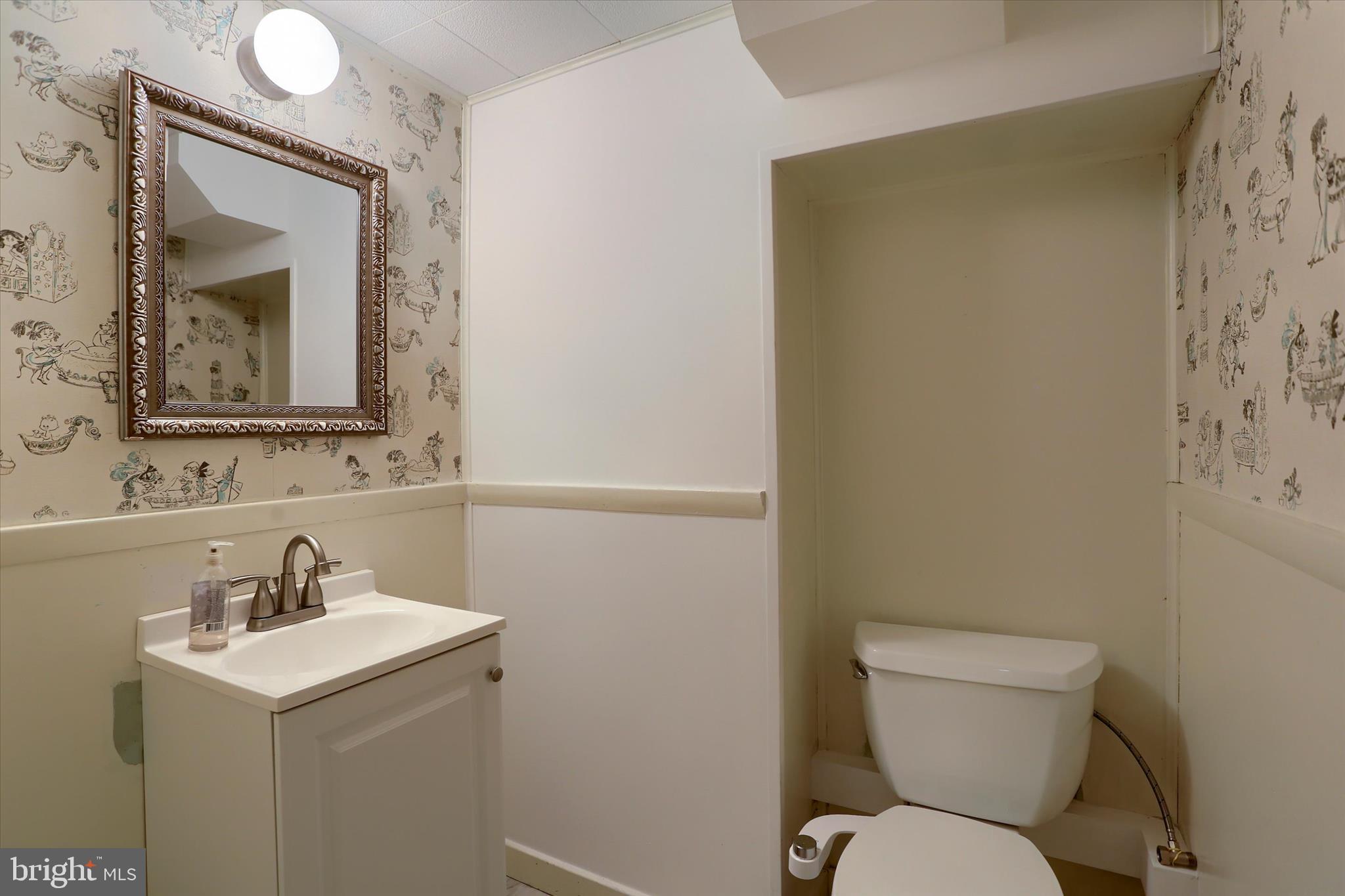 COUNTRY CLUB PARK - Residential