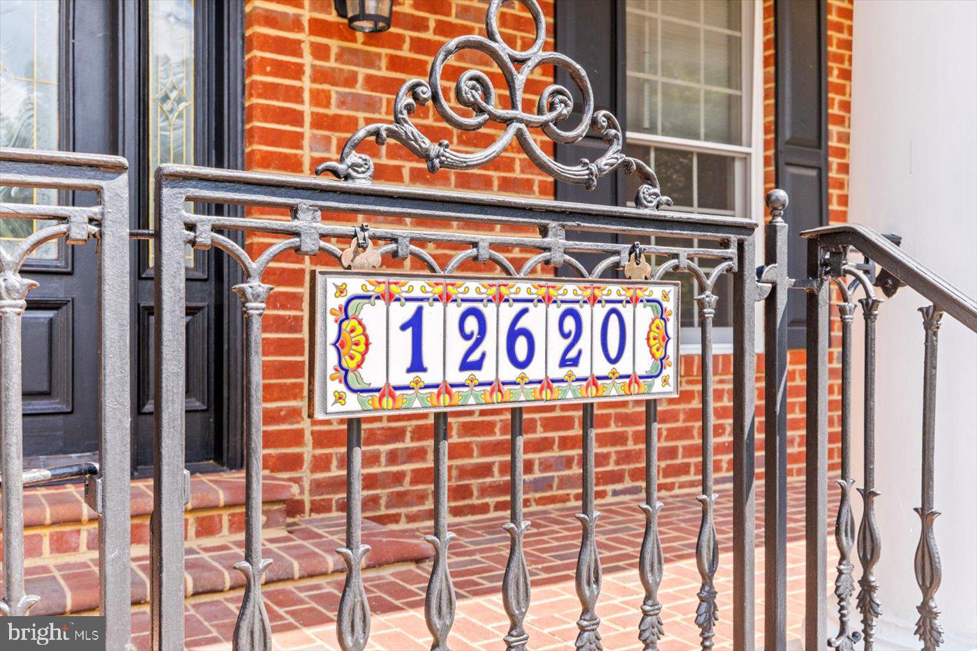 EDGERTON - Commercial Sale