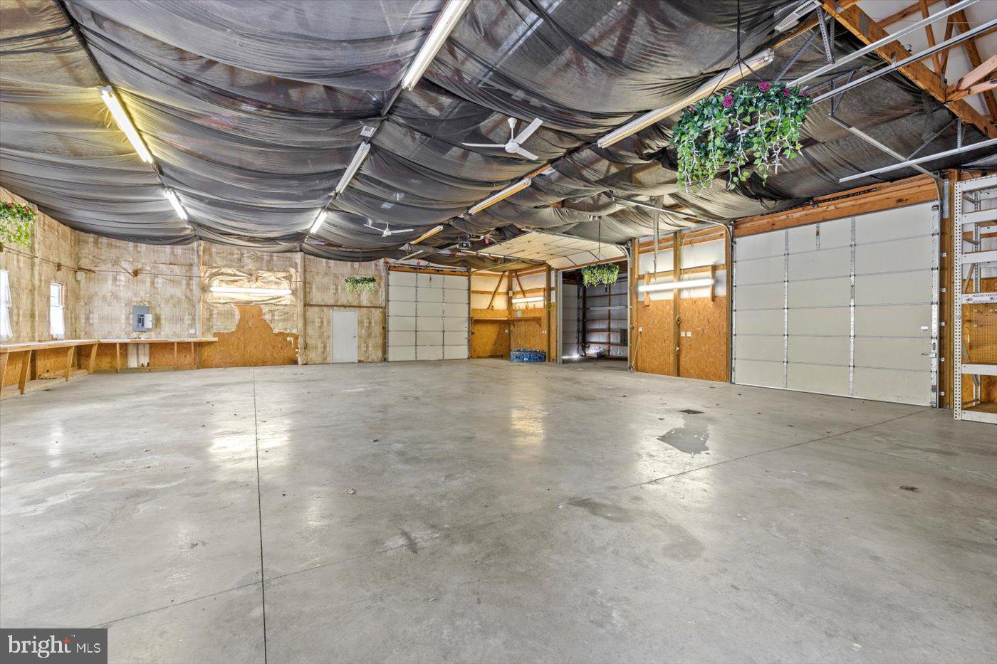 EDGERTON - Commercial Sale