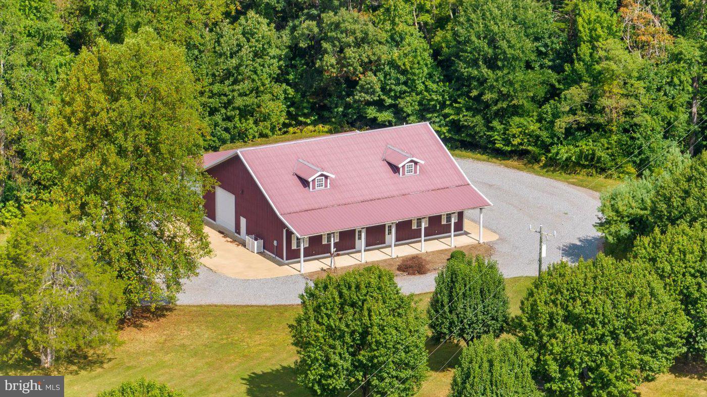 EDGERTON - Commercial Sale