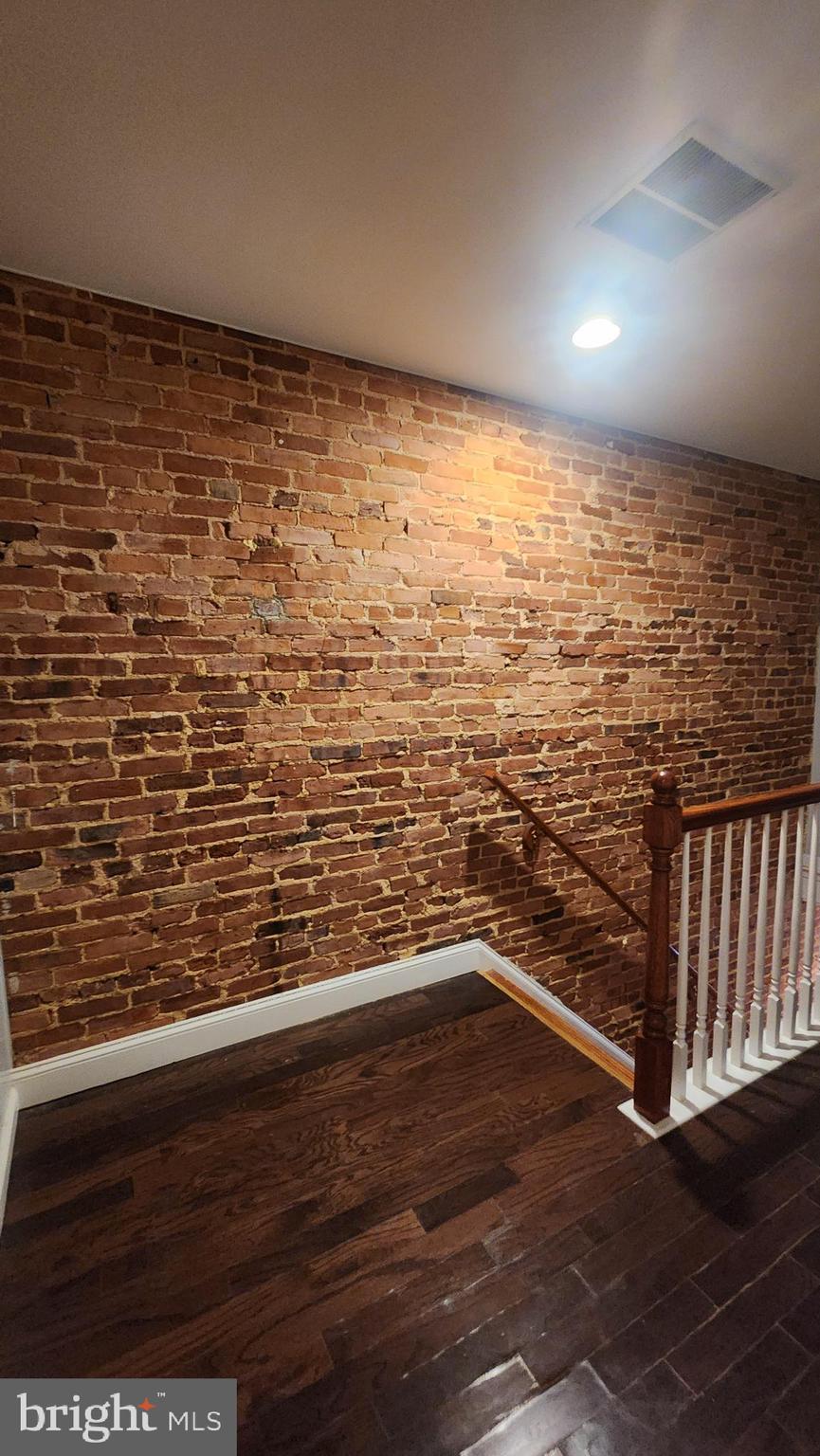 MCELDERRY PARK - Residential