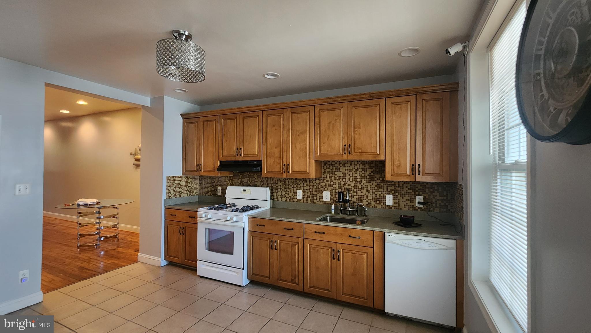 MCELDERRY PARK - Residential