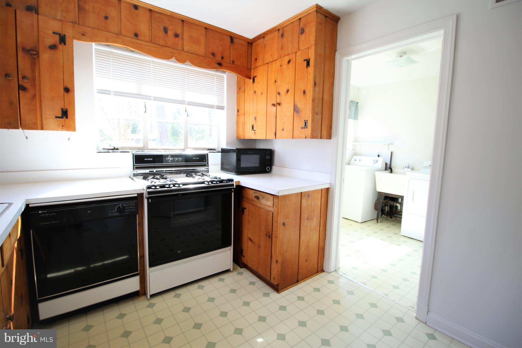 BRADDOCK HEIGHTS - Residential Lease