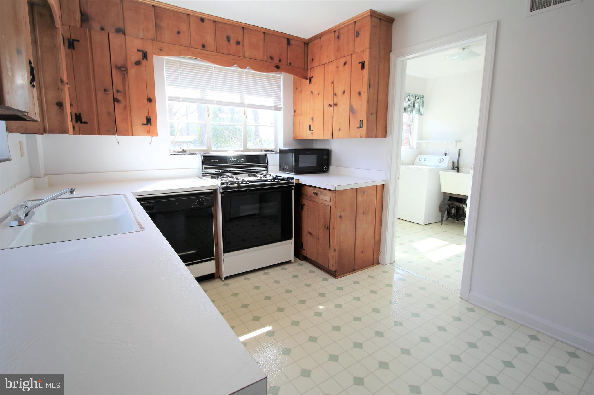 BRADDOCK HEIGHTS - Residential Lease