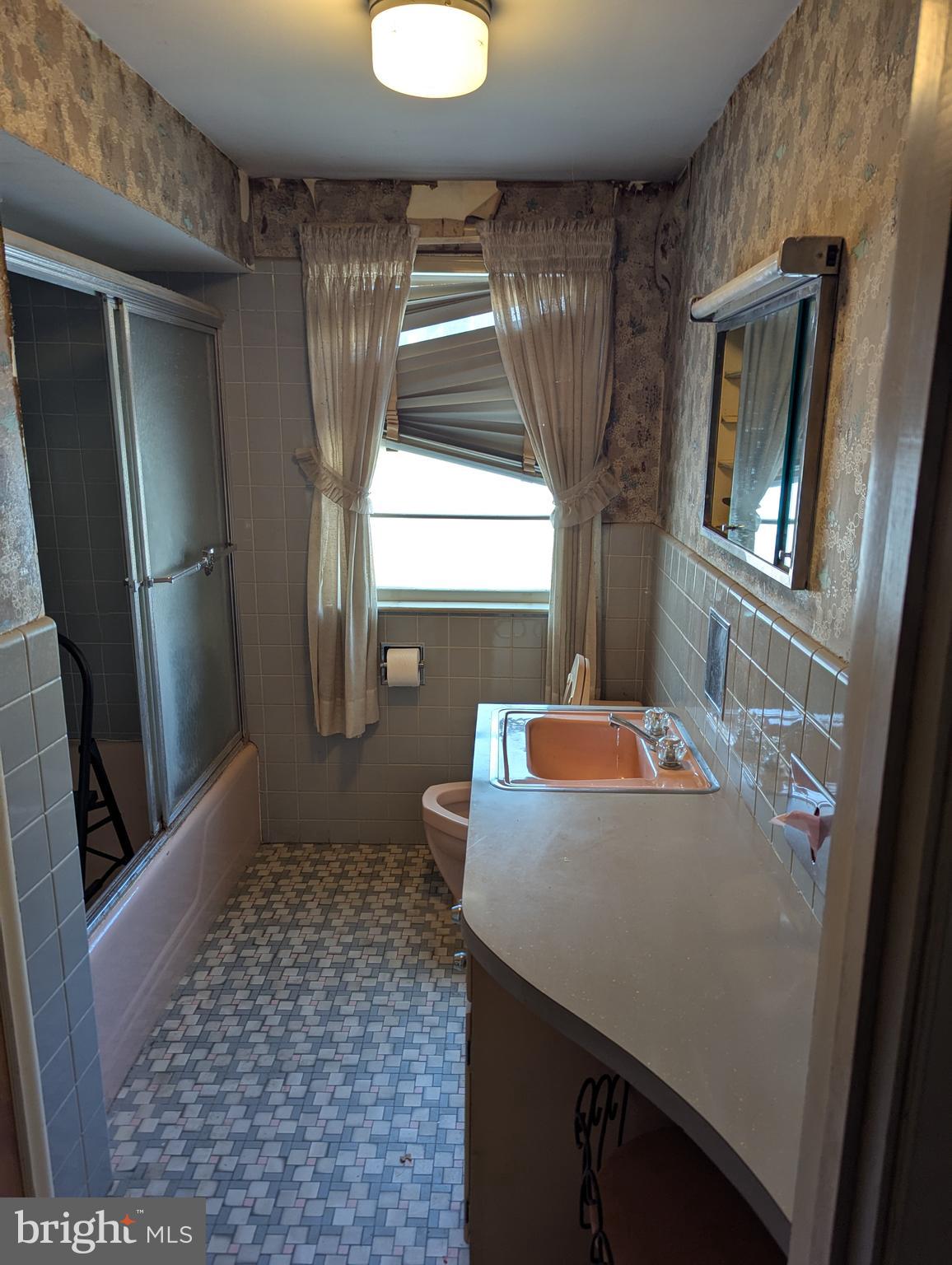 SHILLINGTON - Residential