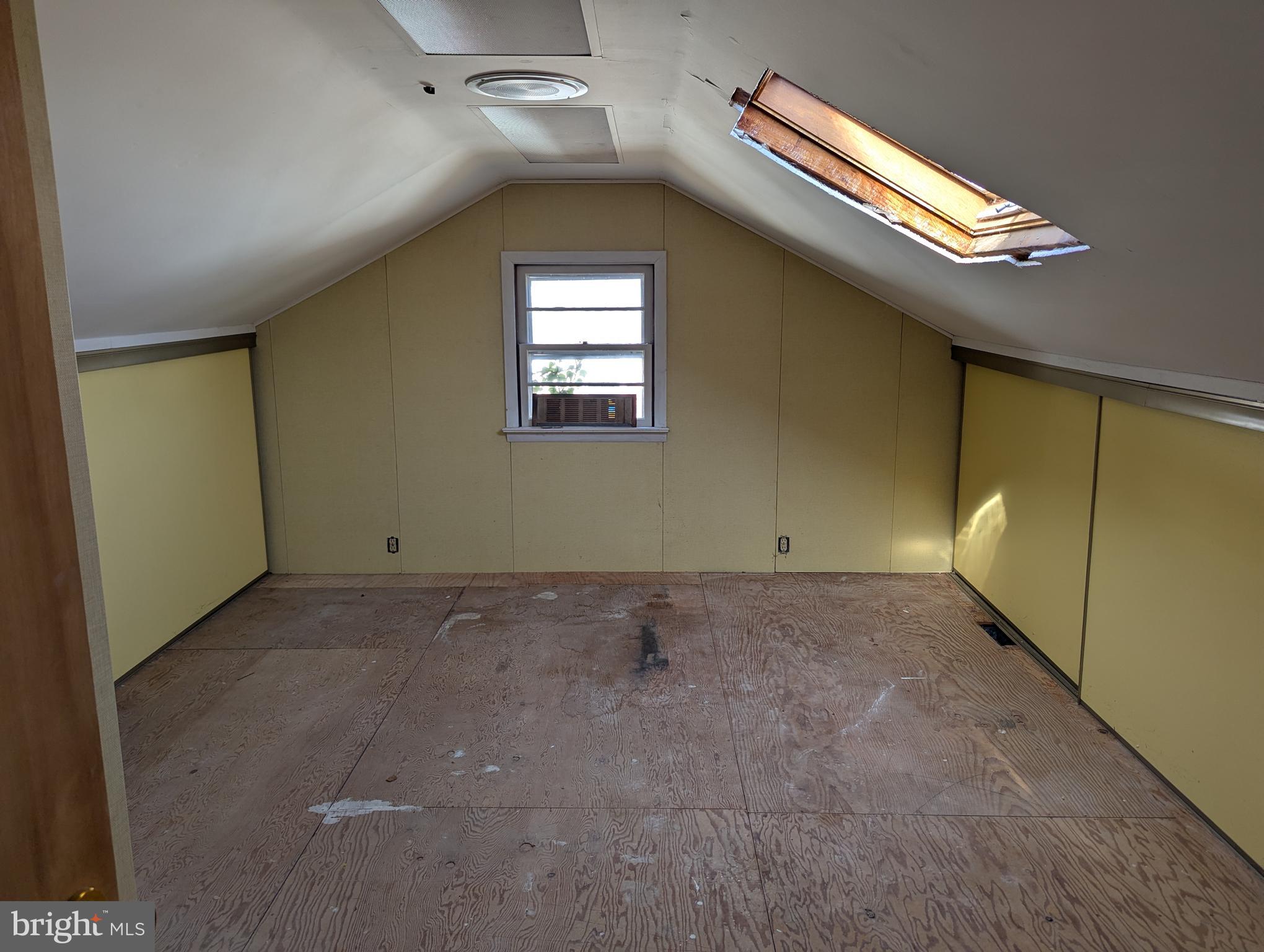 SHILLINGTON - Residential