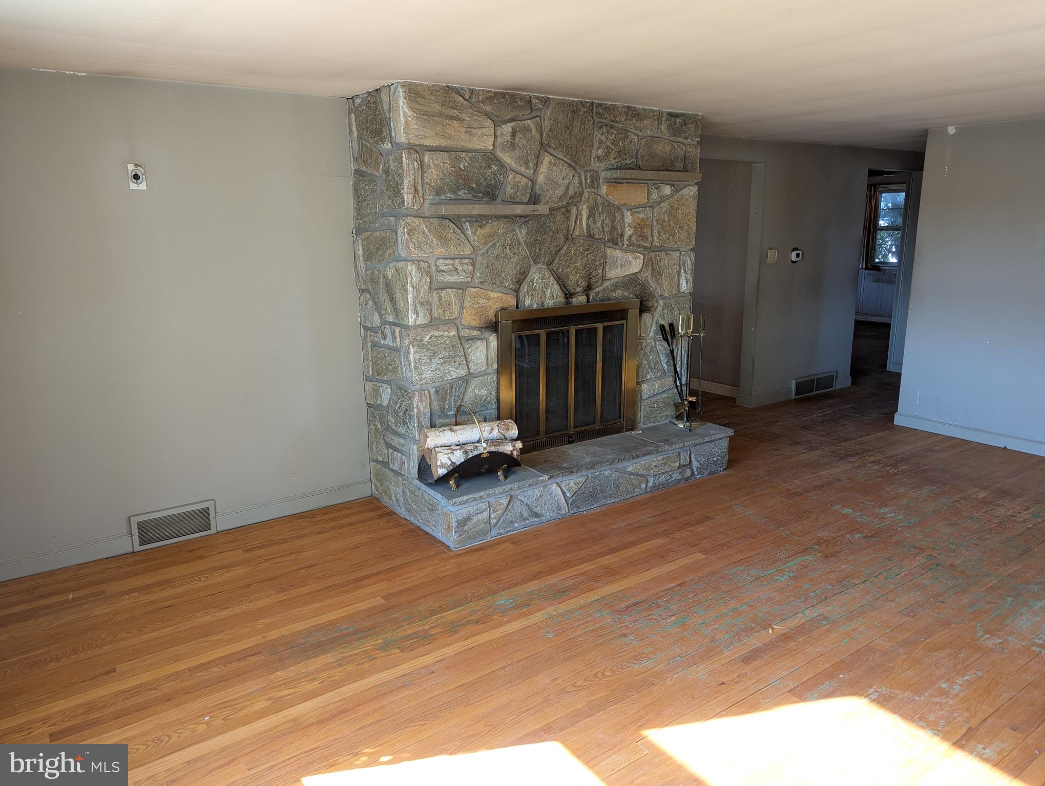 SHILLINGTON - Residential