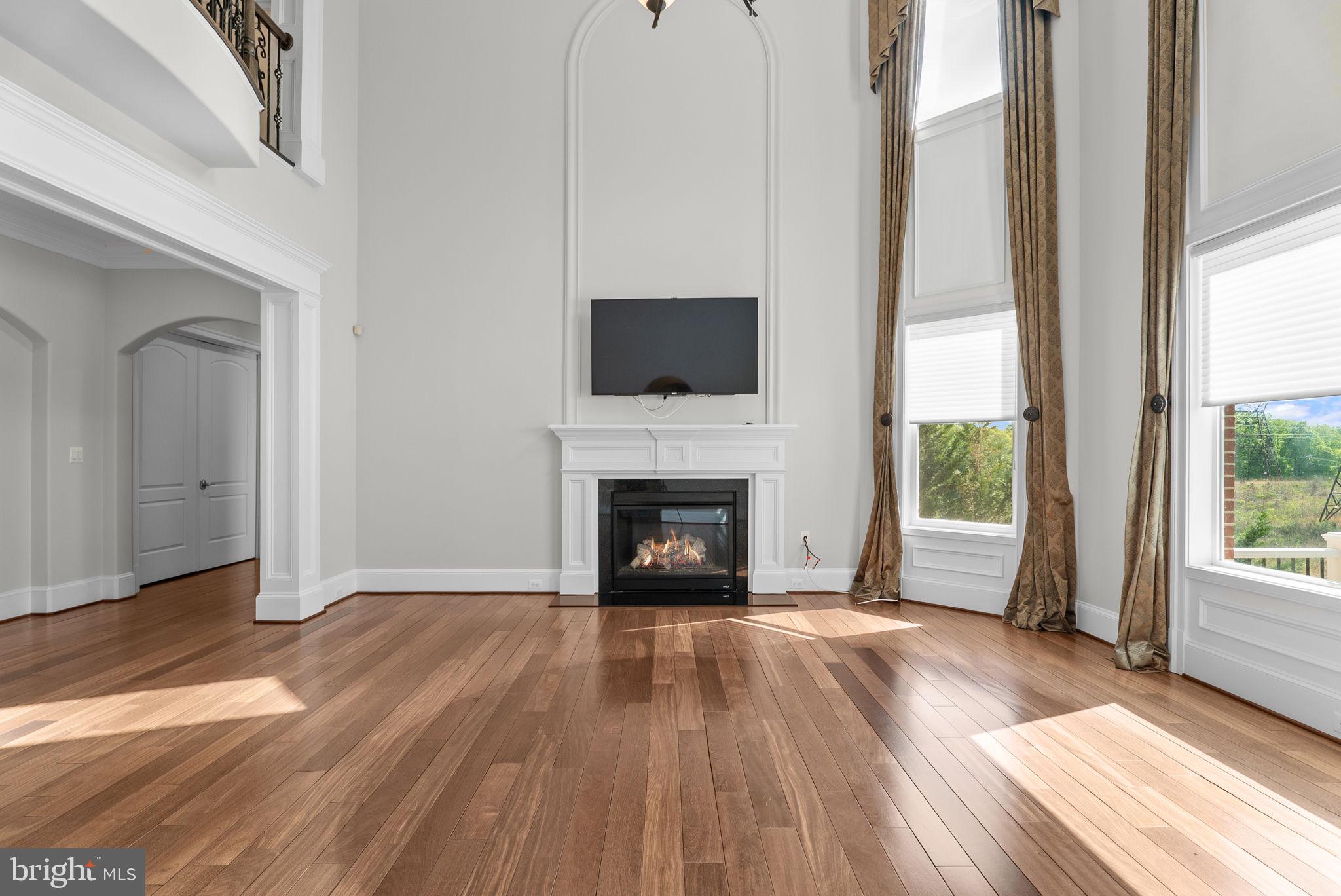 OX HUNT ESTATES - Residential