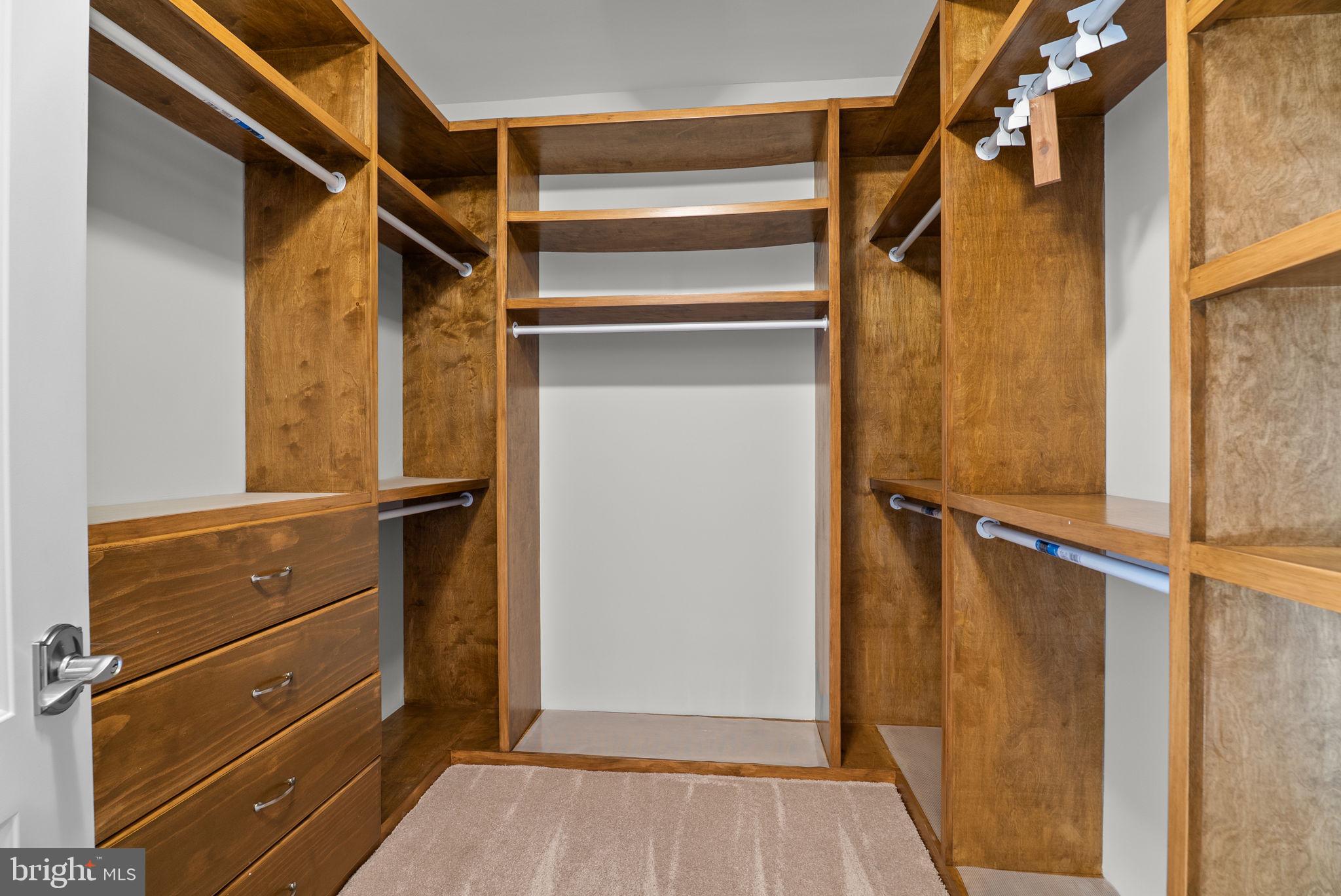 OX HUNT ESTATES - Residential