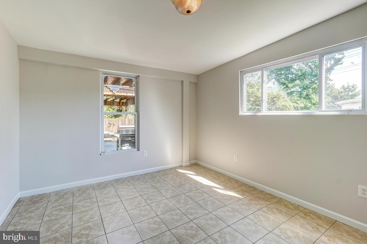 PARKLAWN - Residential