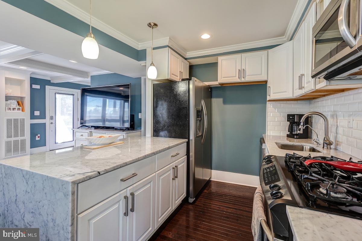 PARKLAWN - Residential