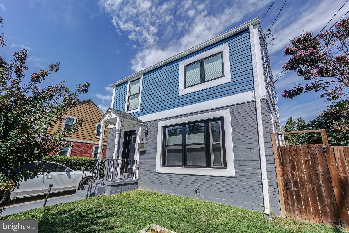 PARKLAWN - Residential