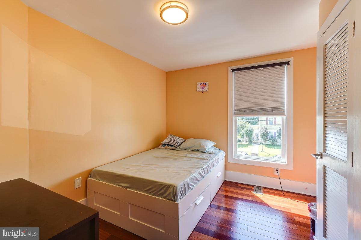 PARKLAWN - Residential