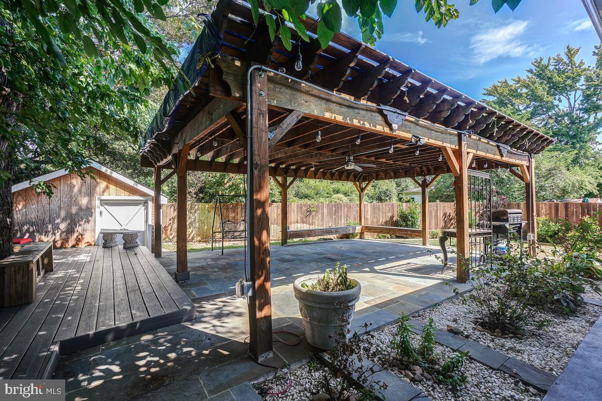 PARKLAWN - Residential