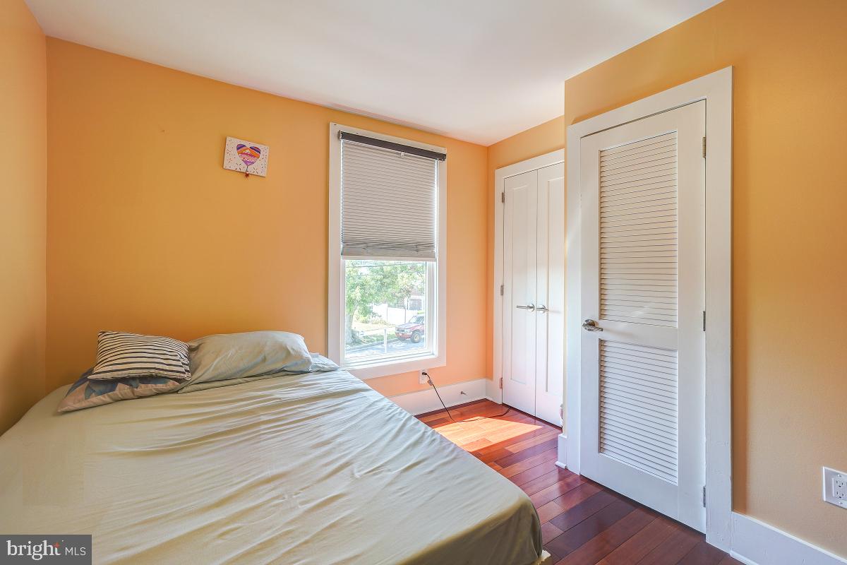 PARKLAWN - Residential