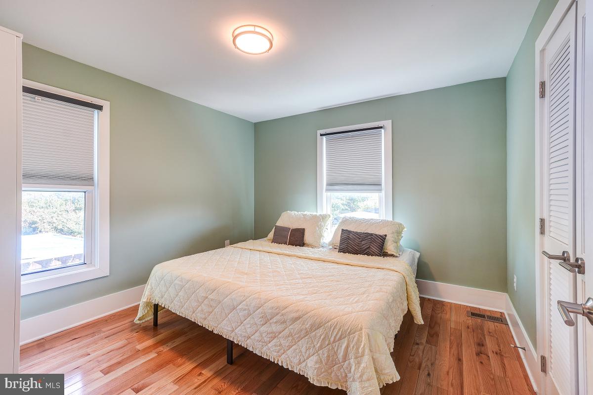 PARKLAWN - Residential