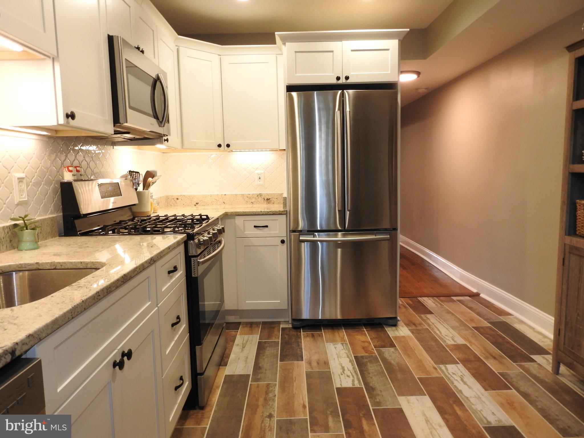 HAMPDEN HISTORIC DISTRICT - Residential