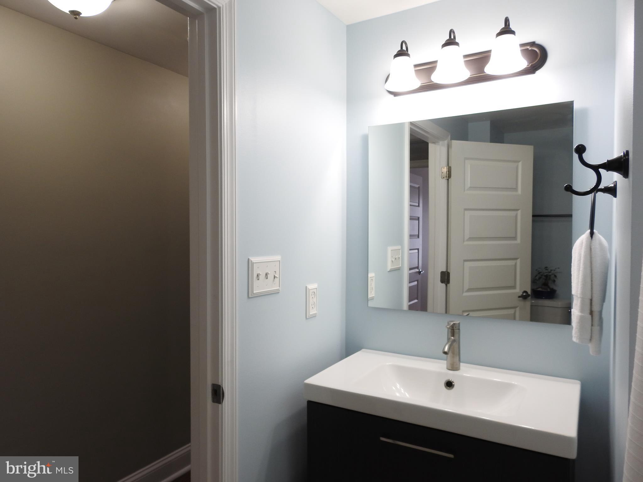 HAMPDEN HISTORIC DISTRICT - Residential