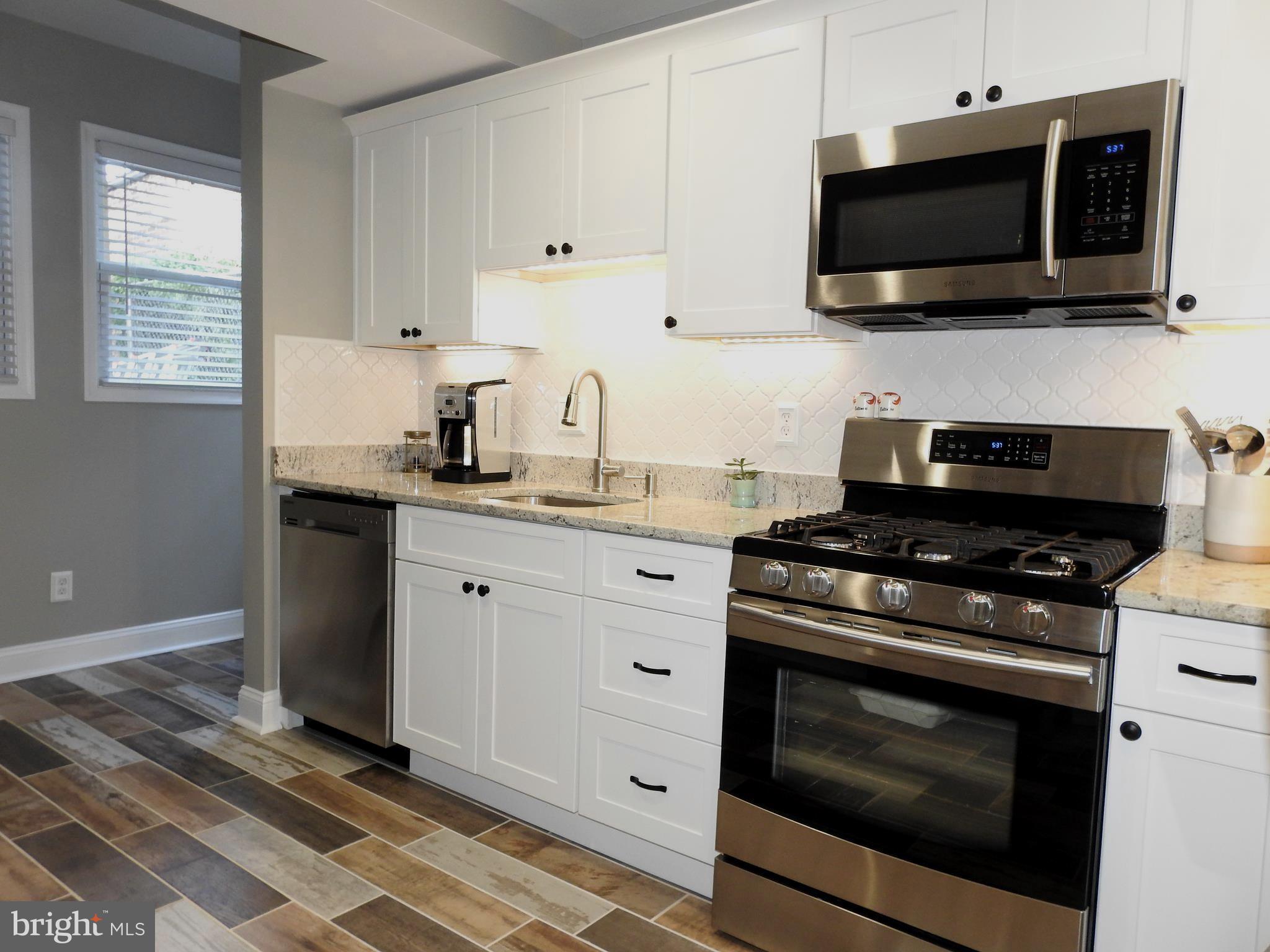 HAMPDEN HISTORIC DISTRICT - Residential