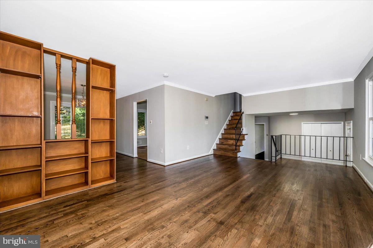 BROOKVILLE KNOLLS - Residential