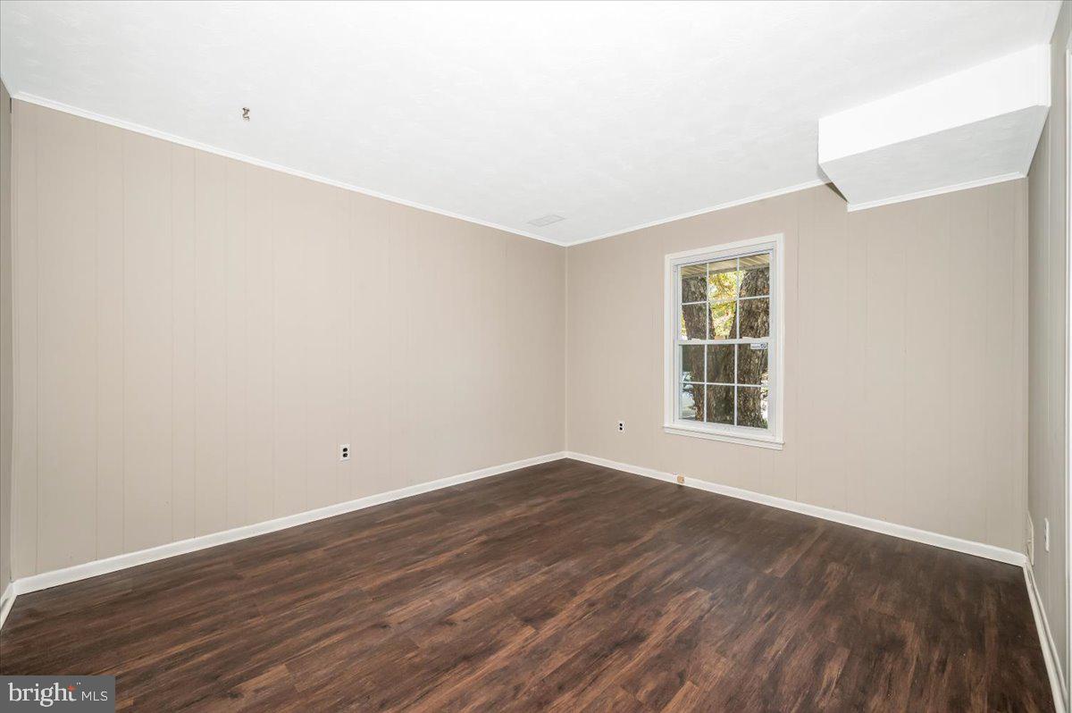 BROOKVILLE KNOLLS - Residential