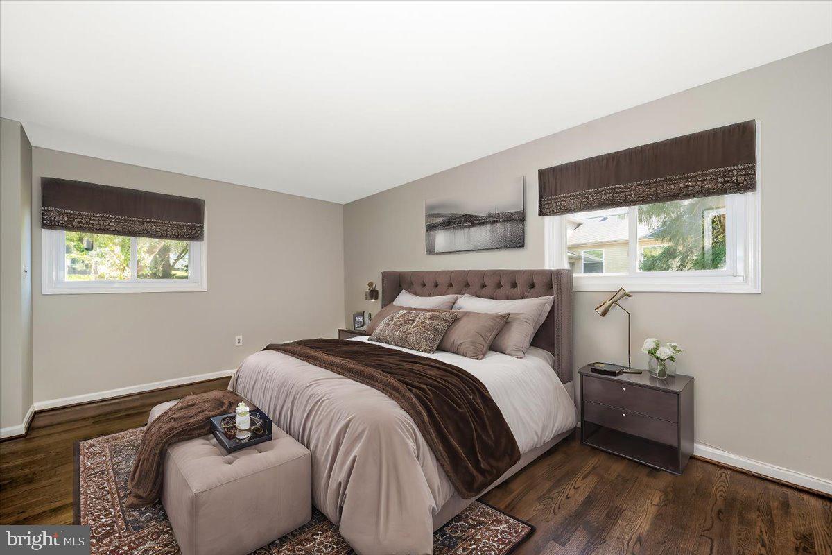 BROOKVILLE KNOLLS - Residential