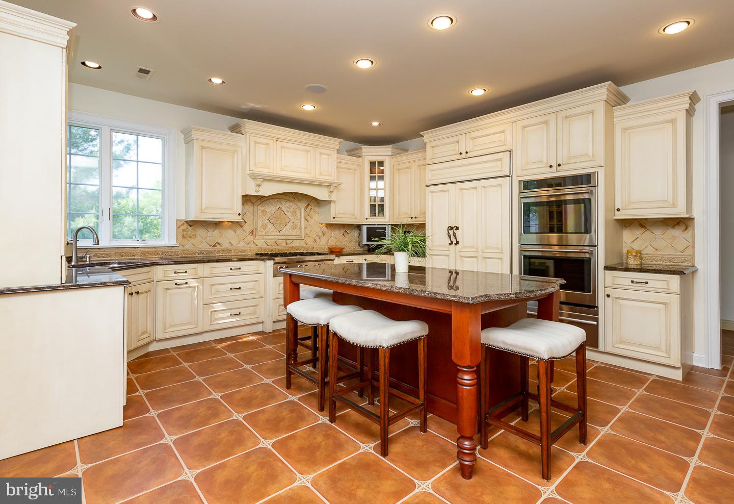 SPRINGHOUSE FARM - Residential